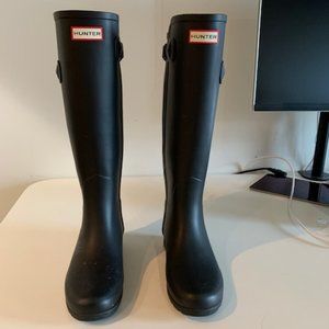 Women's Refined Slim Fit Rain Boots: Black
